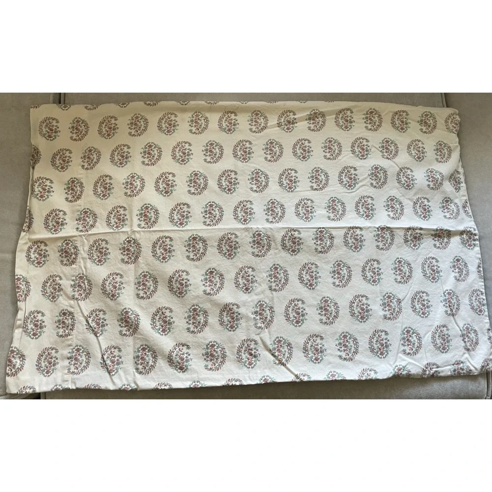 Vintage Lauren Ralph Lauren Antigua Pillowcases Standard‎ Set of 2 Floral Cotton